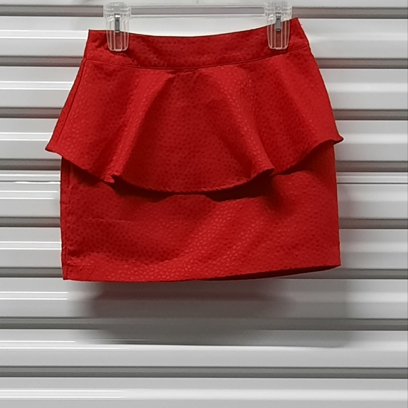 Silence + Noise Peplum Skirt Womens Size 4 Red Mini - Picture 3 of 9